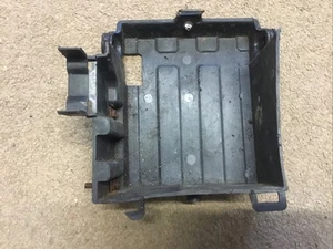 Yamaha FZ600 FZ 600 Batteriekastenhalter - Bild 1 von 5