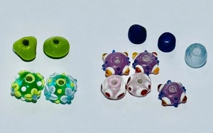 7 cuentas de vidrio de murano hechas a mano 16 x 10 mm verde 10 x 5 mm rosa + espaciadores - Imagen 1 de 6