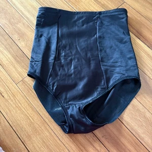 Miraclesuit schwarz hoch geschnittene kompressionsformende Slip Größe 2X - Bild 1 von 4