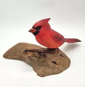 Phillip E Brown (1955-2011) geschnitzter Kardinalsvogel auf Treibholz Volkskunst Skulptur - Bild 1 von 7