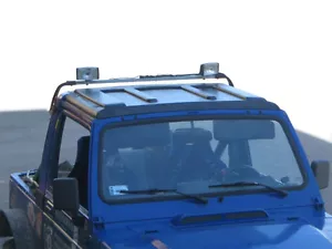 Convertible Suzuki SJ Samurai SJ413, SJ410 techo convertible - techo rígido - parte delantera - Imagen 1 de 3