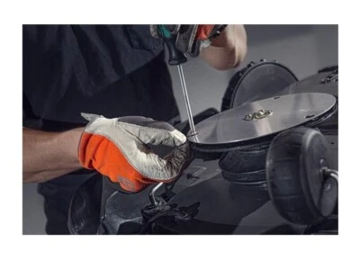 Mähroboter Winterservice Inklusive Abholung G2 G3 230 220 305 310 320 330 550 - Bild 1 von 4