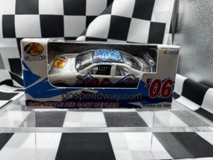 Bass Pro 500 NASCAR Atlanta Motor Speedway Program Event Car 2006 - Picture 1 of 4