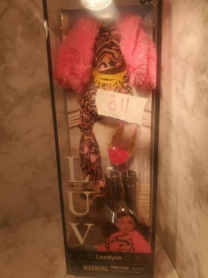 LUV Limitless Unique Vibrant Londynn Fashion Pack & Accessories Doll Clothes - Image 1 of 2