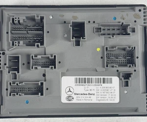 2019-2023 Mercedes GLC 300 Rear Power Control Module A2059006047 OEM - Picture 1 of 3