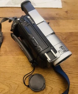 Sony DCR-TR7000E PAL Digital 8 (Hi8, Video8 kompatibel) Handycam Camcorder "TOP" - Bild 1 von 7