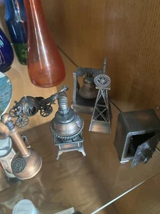 Lote de 6 sacapuntas vintage de metal fundido a presión - Imagen 1 de 1