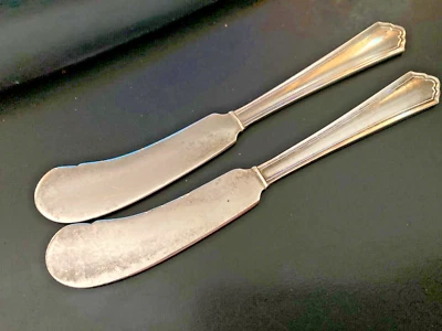 古董纯银 WATSON JOHN ALDEN 1911 平黄油刀无单色 2 件装 — 第 1/4 张图片