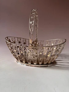 Brot- oder Früchtekorb - Biedermeier, Filigran um 1828 12 Lot Silber - Picture 1 of 4