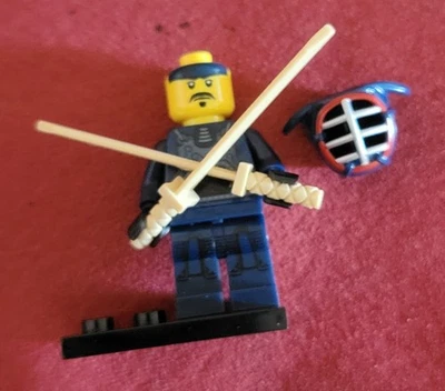 LEGO Kendo Fighter minifigure CMF Series 15 minifigure  - Image 1 of 3