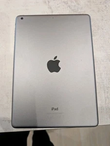 Apple iPad Air (1st gen) in good condition - Picture 1 of 4