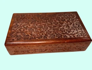Caja de madera Disney motivo floral tapa con bisagras acabado oscuro - Imagen 1 de 7