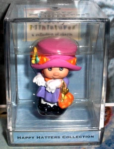 Missy Milliner`2000`Merry Miniatures - 5th In Happy Hatters, Hallmark Figur - Bild 1 von 5