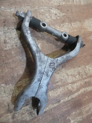 1952 Packard 300 front stock upper control arm suspension part DRIVER side  — 第 1/2 张图片