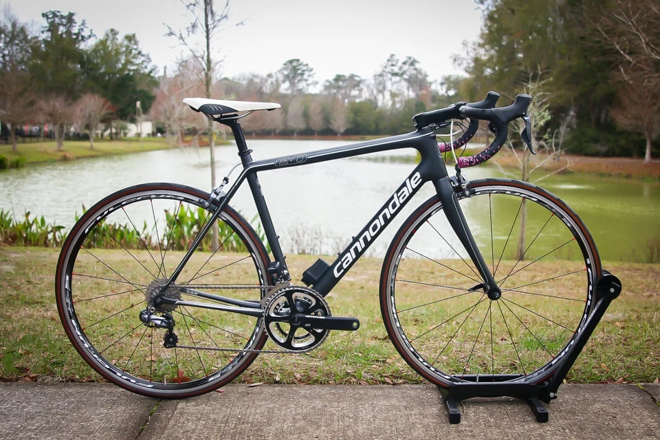 54 cm - 2015 Cannondale SuperSix Evo Di2- Womens- 16lbs- $8,000 Retail - INV 751 - Image 1 of 4