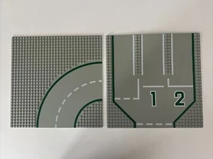 Lot Of 2 Lego Gray Town Baseplates Race Track Start Line & Curve - Picture 1 of 2