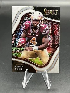 2022 Panini Select Draft Picks Nivel de Campo Blanco Lazer Prizm #170 D. Cook Casi Nuevo/Nuevo/Nuevo - Imagen 1 de 1