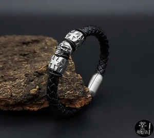 Lederarmband Totenköpfe Eisernes Kreuz Skull Schwarz Silber Edelstahl Leder NEU - Bild 1 von 11