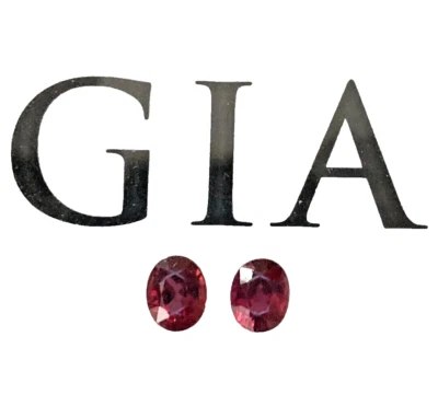 Par de rubíes naturales certificados por GIA 1,05 quilates/par Foto 1 de 4