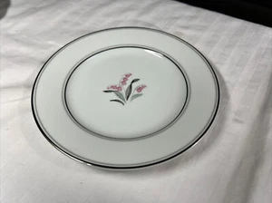 Noritake Crest #5421 Japan, Platinum Trim, Bread Plate 6.25”, Multiples #SH - Picture 1 of 6