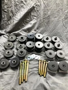 Elevador de carrocería Ford Bronco 66-77 1" con bujes y herrajes nuevo - Imagen 1 de 6