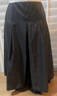 Черная, с подкладкой, линия коктейльная юбка размер средний - Изображение 1 из 4