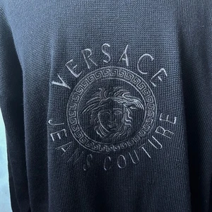 Vintage 80er/90er Versace Jeans Couture ITTIERE Pullover schwarz - Bild 1 von 10