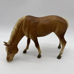 Vintage Breyer Traditional Weide Palomino Stute matt #143 - Bild 1 von 9