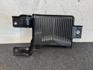 2020-2022 Hyundai Palisade Calligraphy LX2 OEM HARMAN RADIO AMPLIFIER W/ BRACKET - Picture 1 of 8