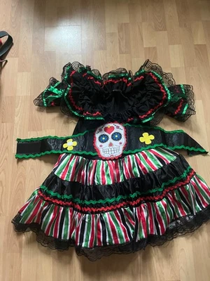 Vestido Disfraz Negro Mexicano Talla S/M con Cinturón Foto 1 de 3