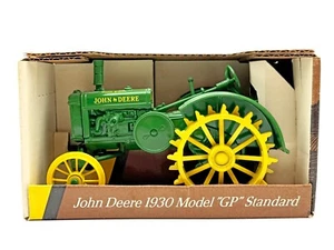 1/16 John Deere 1930 GP Tractor - Picture 1 of 3