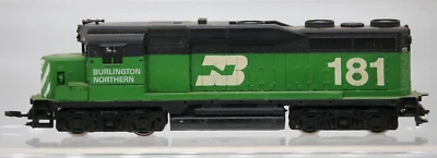 Lionel HO Gauge Burlington Northern GP-30 Diesel Locomotive Engine #181 1:87 - Image 1 of 4