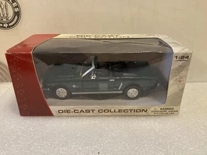 1964-1/2 FORD MUSTANG CONVERTIBLE. 1/24 SCALE DIE-CAST. NEW - Picture 1 of 12
