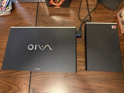 Sony VAIO Z Series 13.1” VPCZ-2190X & DVD Dock Station Radeon Graphics Extender — 第 1/4 张图片