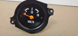 1976 1977 1978 1979 CHEVY GMC PICKUP TRUCK VOLT METER GAUGE SUBURBAN K5 BLAZER - Picture 1 of 3