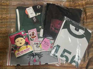 Squid Game Goods Long T-Hoodie (M), Tragetasche, Rucksack, Face Pack - Bild 1 von 14