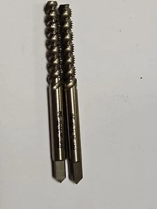 Lot of 2 OSG 1413500 Spiral Flute Taps, #10-32 UNF, HSS, Bottoming, 3 Flute - Picture 1 of 3