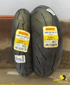 Pneumatici Moto Pirelli Diablo Rosso 4 IV NEW Coppia Gomme 120/70 17 + 180/55 17 - Foto 1 di 3