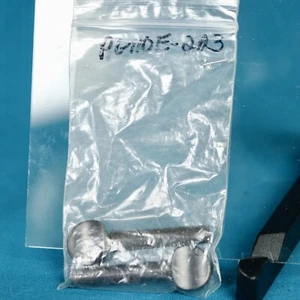 Howard Core Ebony 3/4 Violin Tuning Peg Thick Shaft: PG120E-2A3 Luthier Retired - Picture 1 of 3