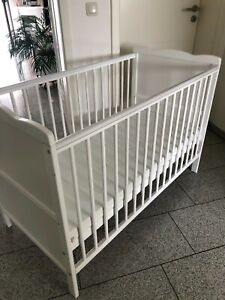 Babybett Kinderbett Gitterbett mit Matratze mitwachsendes Bett 120 x 60 cm
