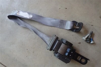 Ремень безопасности плечевой ремень со стороны правостороннего пассажира серый Jeep Commander XK 2006 - Изображение 1 из 4