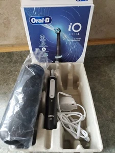 Cepillo de dientes eléctrico Oral-B iO serie 4 - ónix negro - Imagen 1 de 6