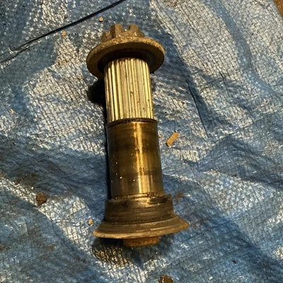 04-07 Eje delantero derecho Yamaha Bruin / Grizzly 350 2x4 YFM350F Foto 1 de 4