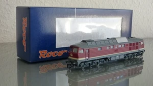 Modelleisenbahn - Diesellok - BR 132 - ROCO 36212 - DR - Spur TT 1:120 - rot - Bild 1 von 6