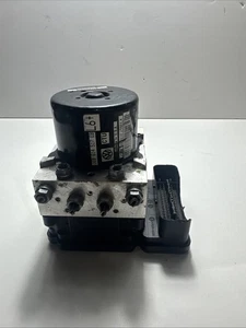 2011 - 2014 Volkswagen Jetta ABS Antilock Brake pump module 1K0 614 517 EB *NOTE - Picture 1 of 17