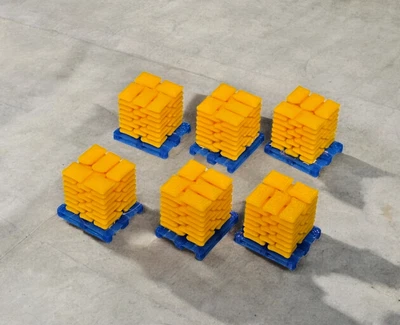 Pallets of Sacks Yellow Cement Chep Z Gauge 1:220 Scale Models Railway (6 Pack) - Image 1 of 4