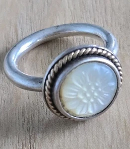 Retired Pandora Sterling Silver Mother of Pearl Flower Ring 14 KT Gold Size 50 - Picture 1 of 3