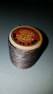 33-YDS SPL/TAUPE-134/Vtg USA/CONANSON PURE DYE BUTTON HOLE TWIST #10 SILK THREAD - Image 1 of 3