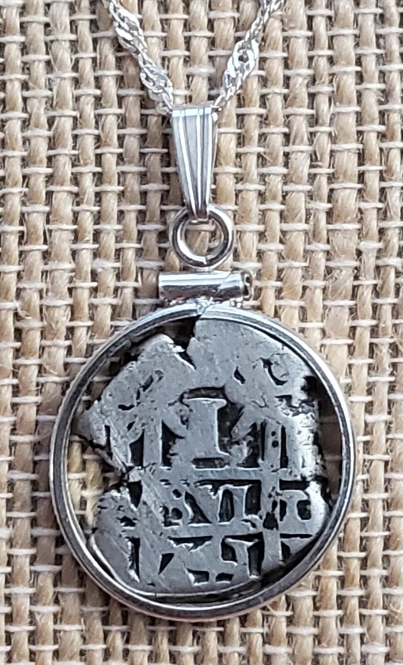 Auténtico Collar Moneda Cob Plata Real Naufragio Pirata Colonial Español 1 Foto 1 de 4