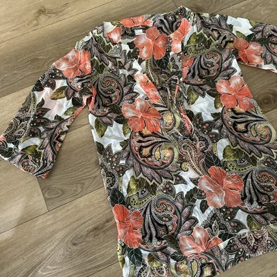 Pullover Tommy Bahama para mujer tropical manga 3/4 floral pequeño Foto 1 de 4